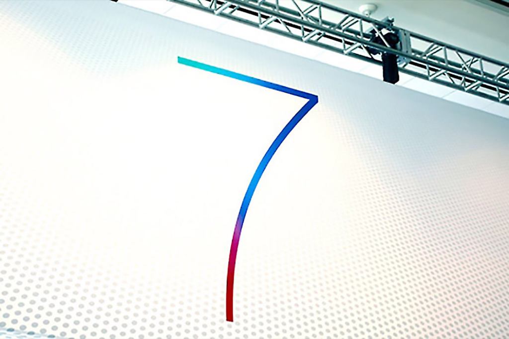Ios 7 Neon Apple's iOS 7 Includes New Design, Improved Usability