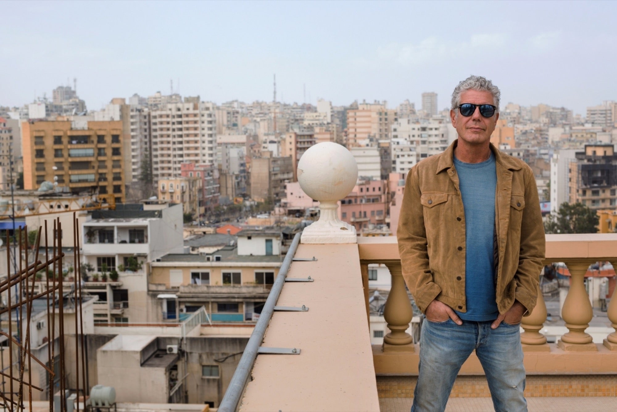Anthony Bourdain's Tips For Eating Great When Traveling Abroad, image size:2000x1334