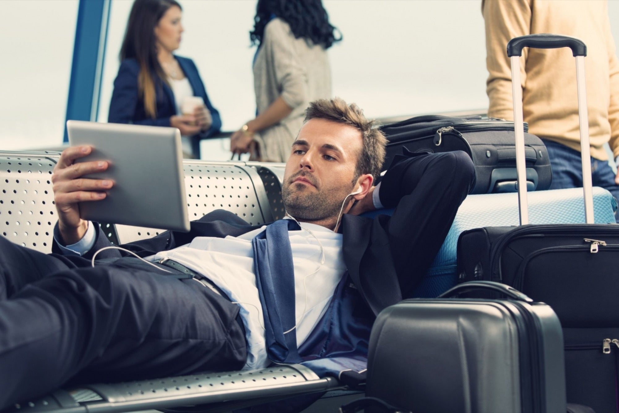 7 Ways to Stay Productive While You're Traveling