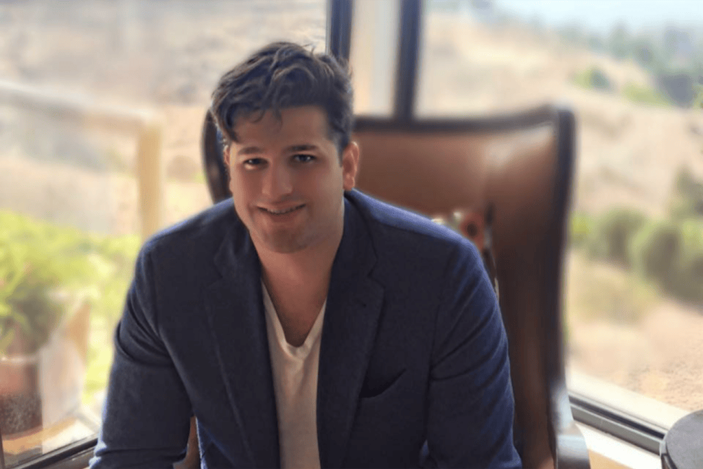 Roman Ratin Do the Job, Don't Ask for the Job: 10 Ways to Grab Success, According ...