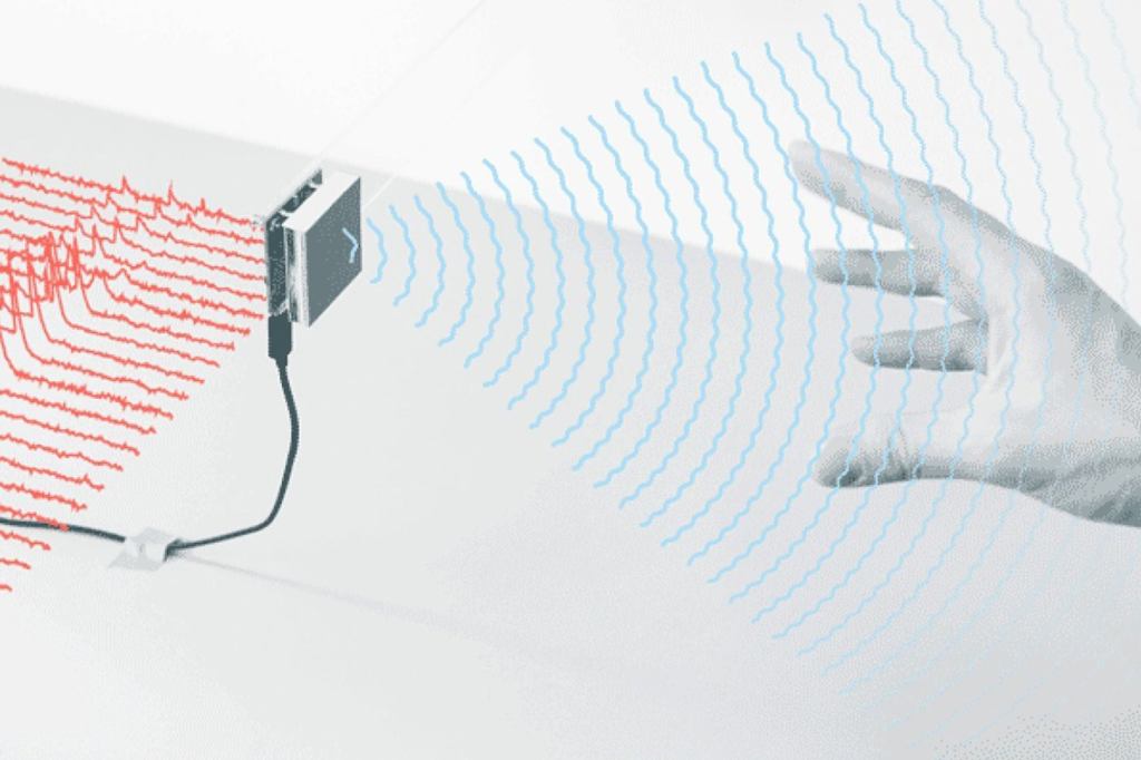 Sensor Hand Detecton Google Wins FCC Approval to Keep Developing Radar-Based Hand Sensor