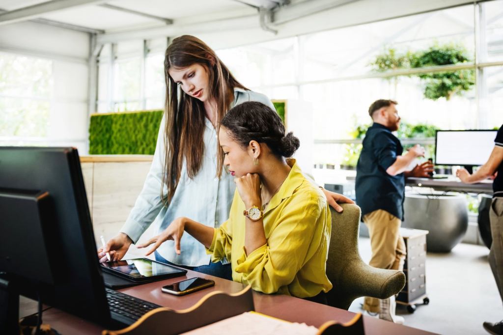 How to Think Outside the Box and Revolutionize the Customer Journey