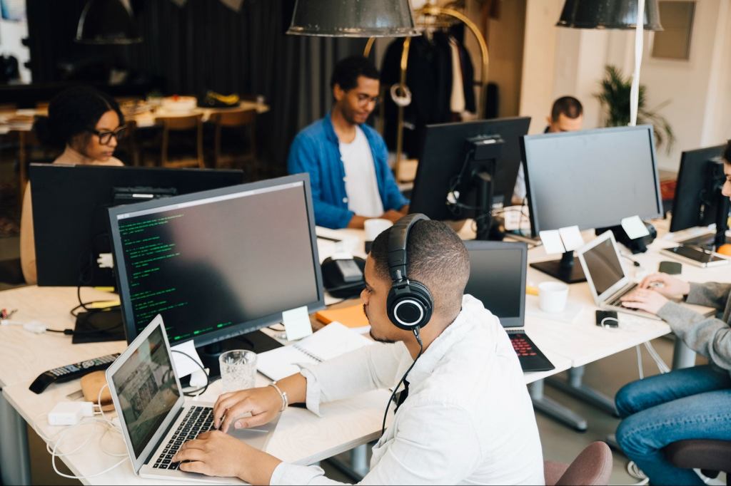 Why Software Developers Are Choosing Small Businesses Over Big Tech