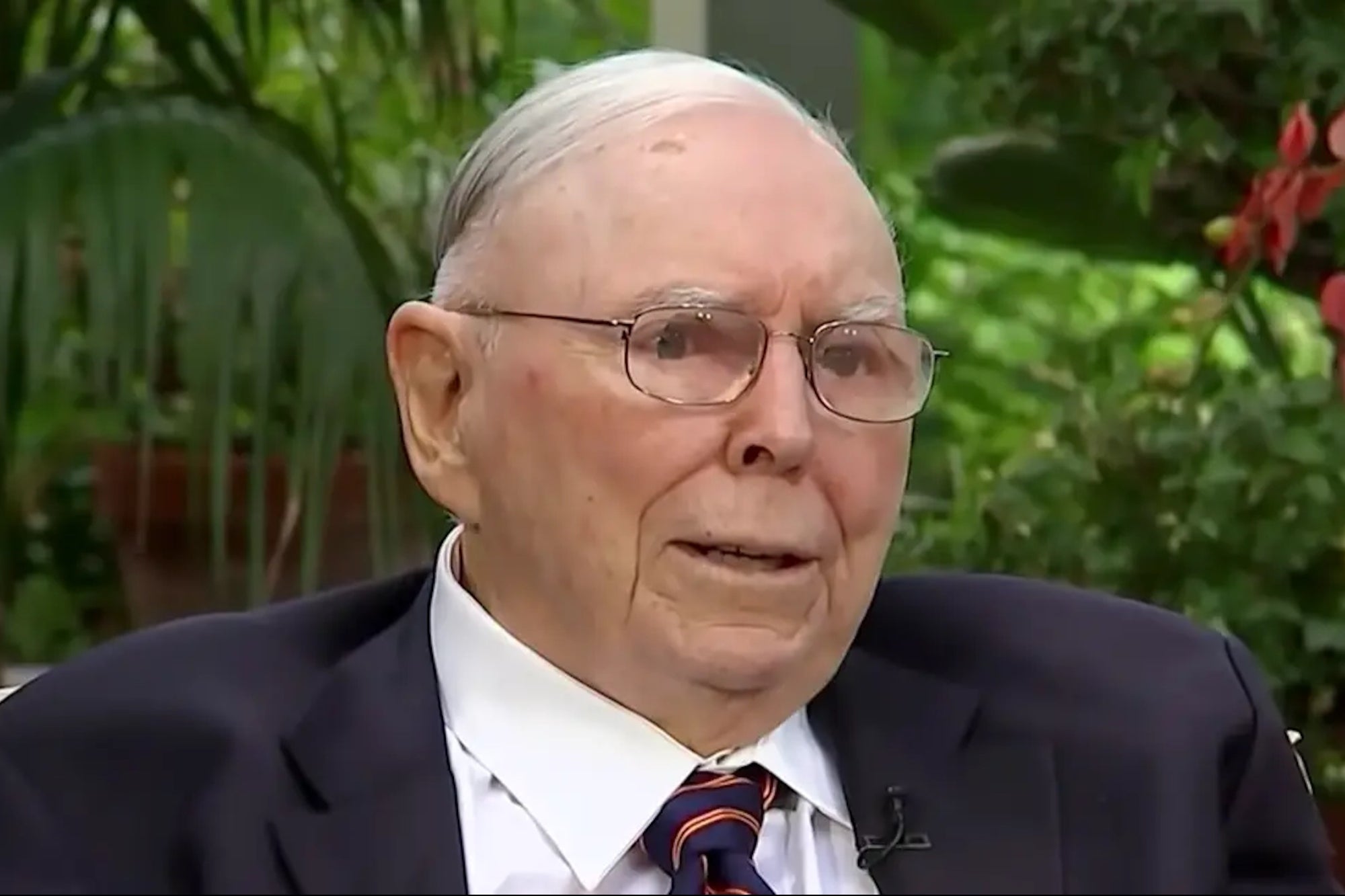 Charlie Munger Shares Tips for Success, Smart Investing
