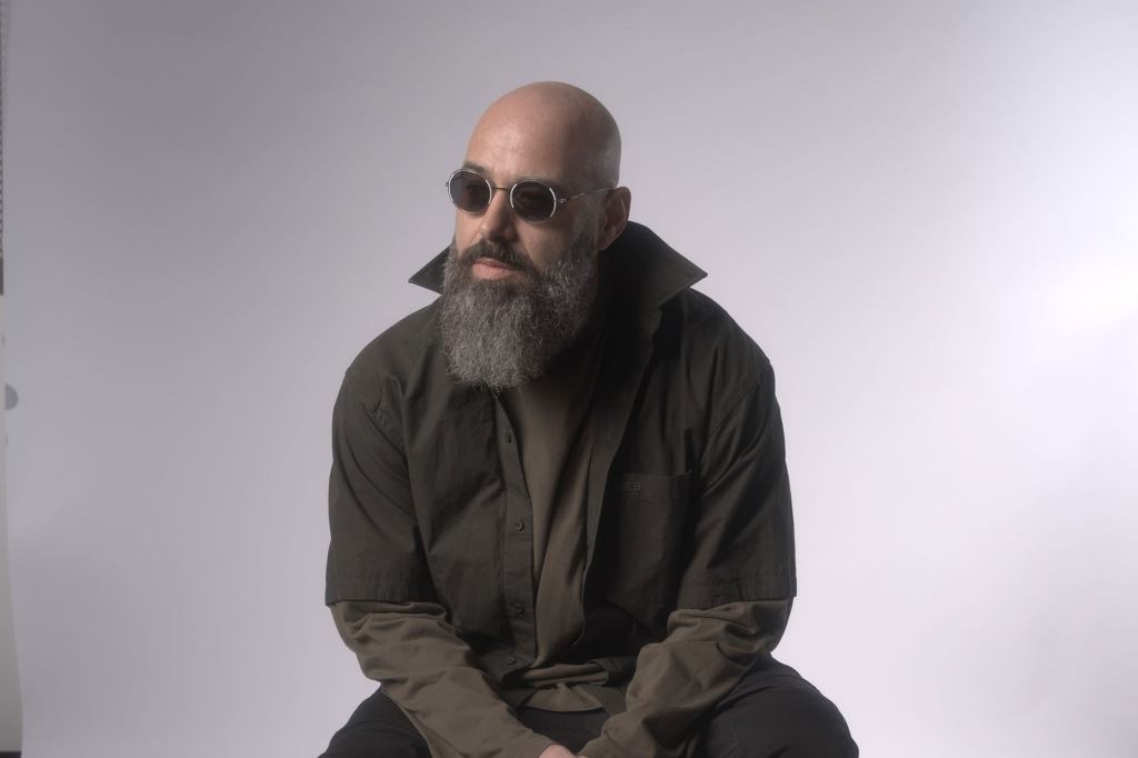 who invented the vape This Former Opioid Addict Started an Innovative Vape Company — and Now  Drives Millions in Annual Revenue