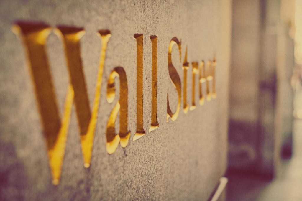 Why Smart Investors Are Abandoning Wall Street Why Smart Investors Are Abandoning Wall Street