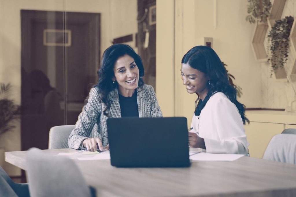 How to Launch a Consulting Business With Minimal Funds