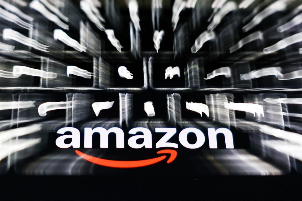 Amazon Dethrones Walmart as Largest U.S. Retailer