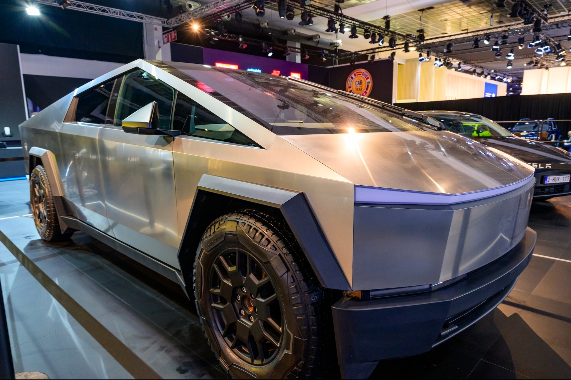 entrepreneur.com - Jonathan Small - Tesla Cuts Cybertruck Price to $59,990 for 10 Days