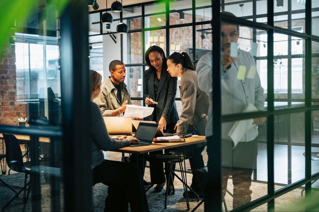 Companies That Practice This Quiet Discipline Don’t Just Make Better Decisions — They Operate With Less Friction