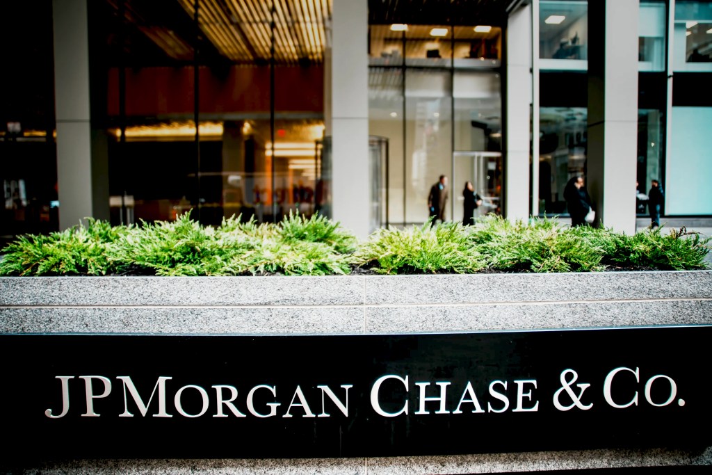 JPMorgan Is Monitoring Every Keystroke Junior Investment Bankers Make in the Name of 'Wellbeing'