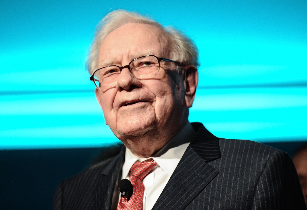 Warren Buffett Defends the Giving Pledge as 'Billionaire Backlash' Grows. What's Behind the Revolt?