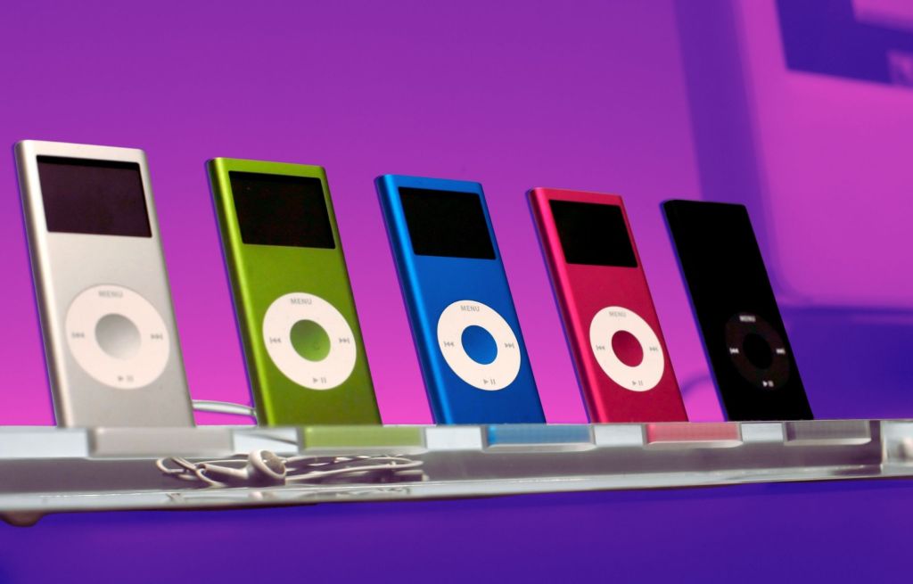 Nostalgic Apple Product Makes a Comeback with Gen Z