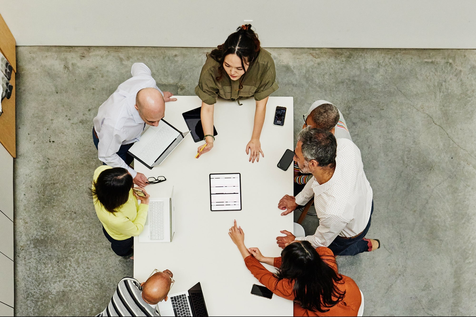 Why Execution Still Stalls in Your Organization Even When Everyone Is ‘Aligned’