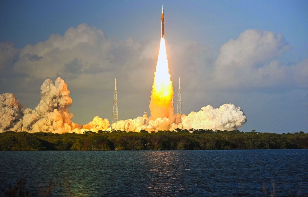 There's Something on the Moon That Earth Desperately Needs - And It Could Be Worth Trillions