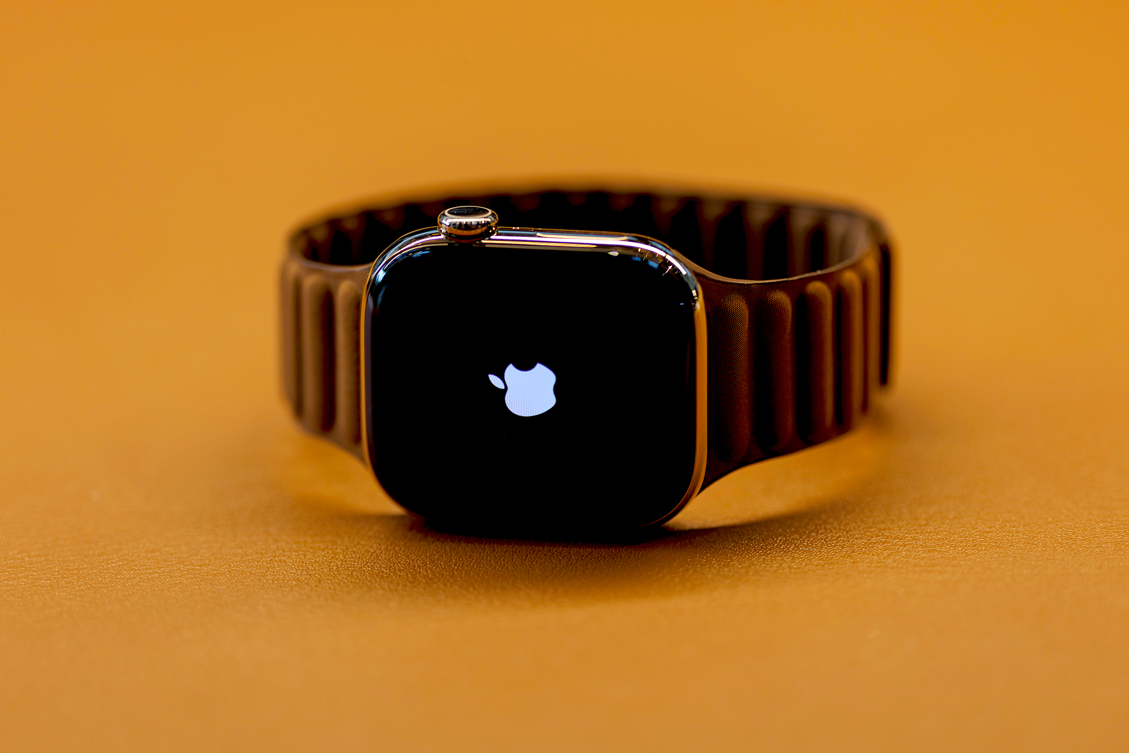 Apple’s Top Executive Uses a Whoop — What That Says About the Company’s $100 Billion Apple Watch Problem