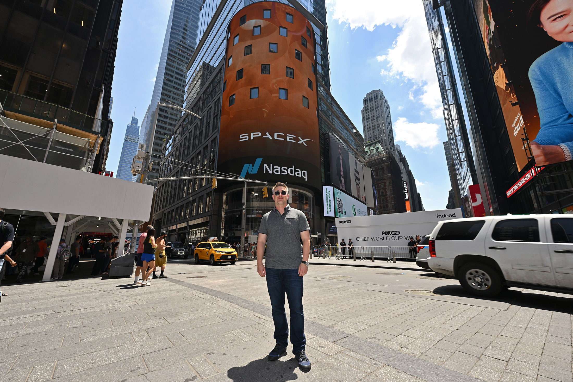He Spent 15 Years Quietly Buying SpaceX Shares. Now His Stake Is Worth $20 Billion.