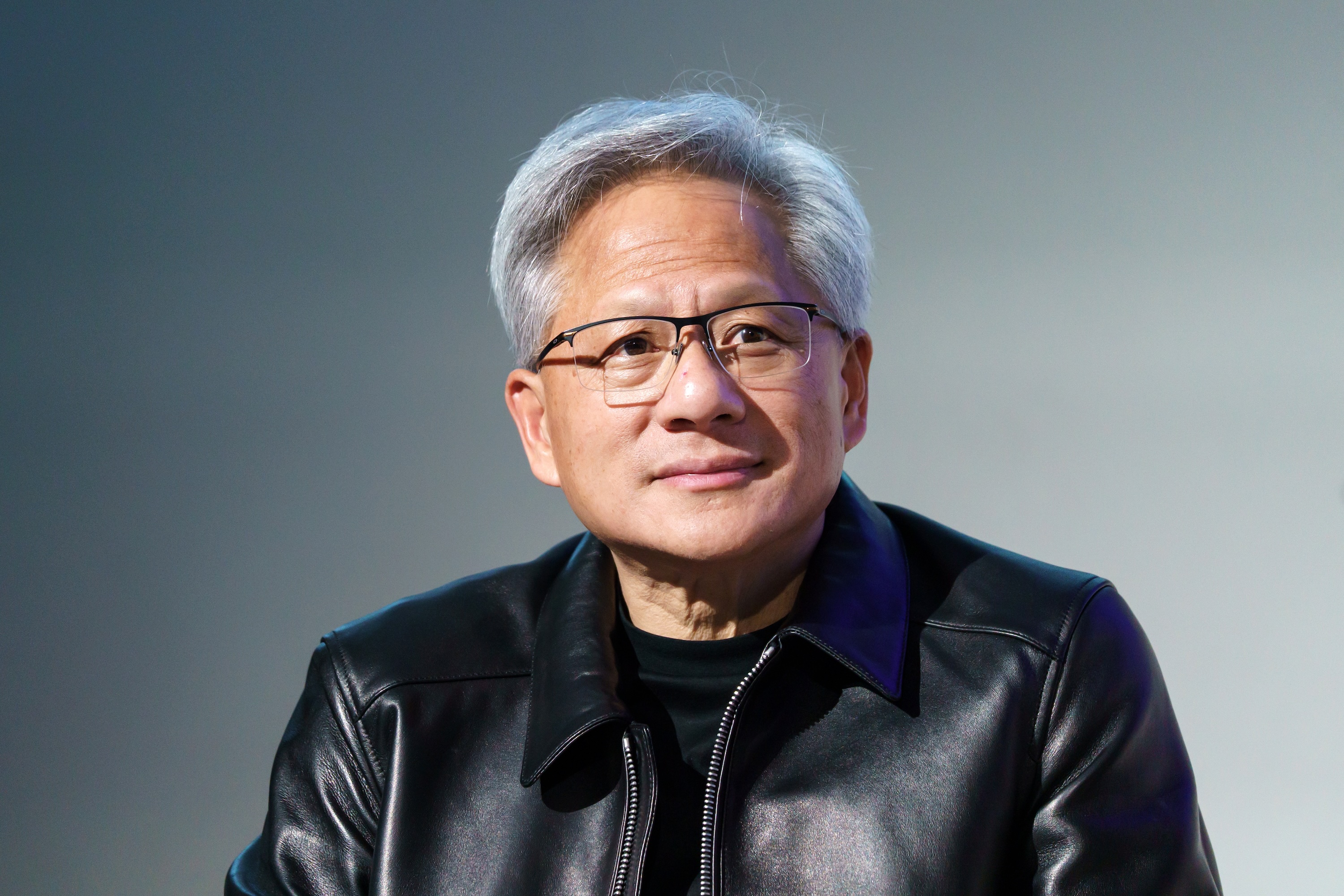 Imagem original da matéria: Nvidia CEO Jensen Huang Says AI Hype Is Fueling Fear: ‘We’re Scaring People’