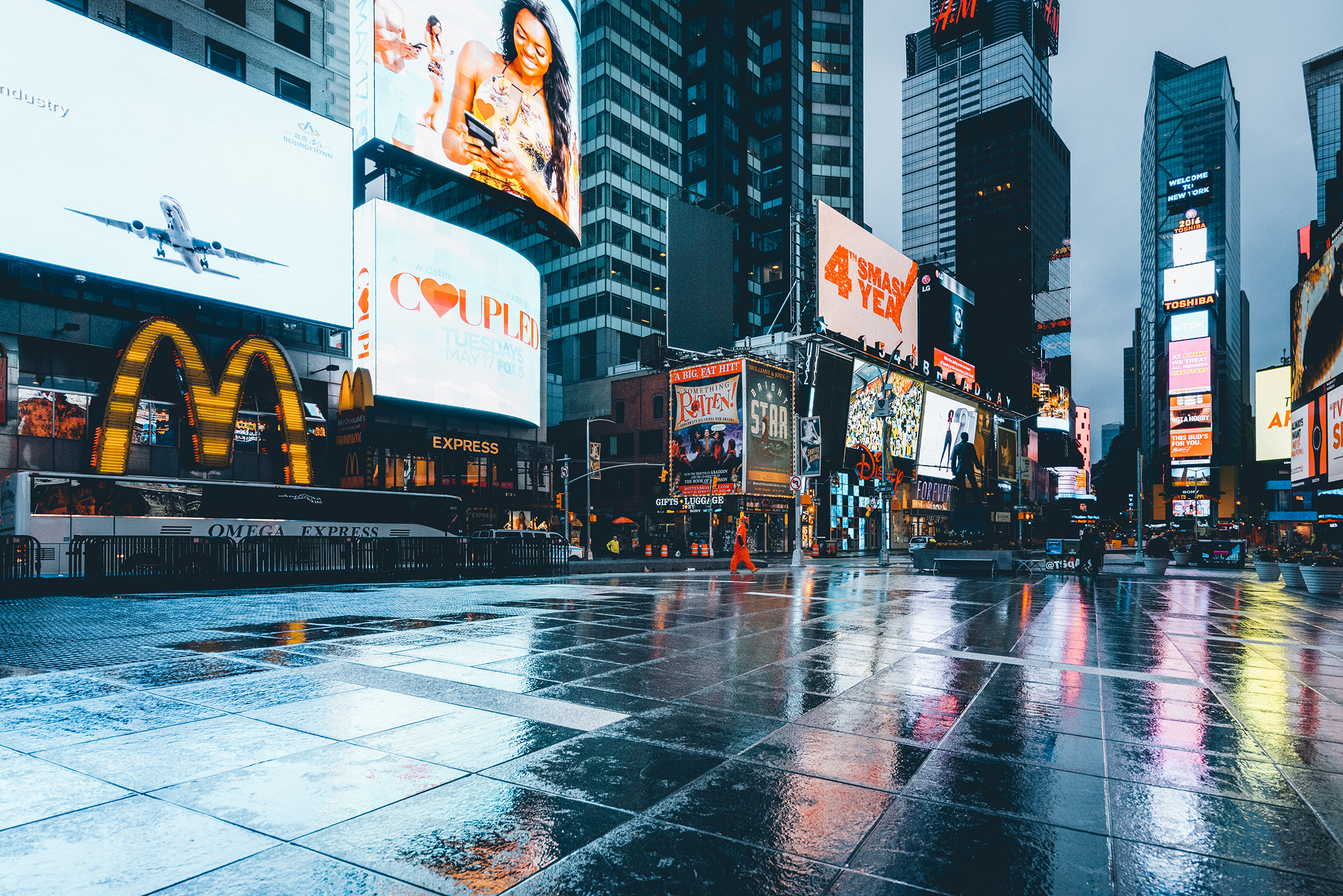 I Put My Book on a Times Square Billboard — But That’s Not What Drove Sales. Here’s What Did.