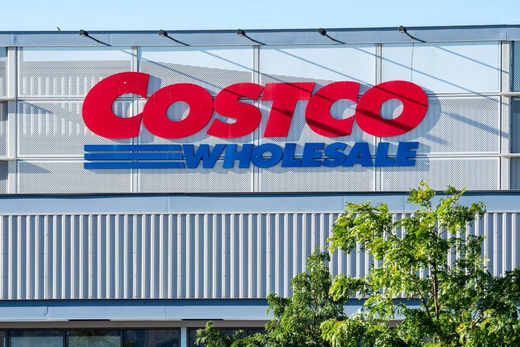 Costco's Motor Oil Price Jumped From $30 to $58. And Now There's a Limit to How ...