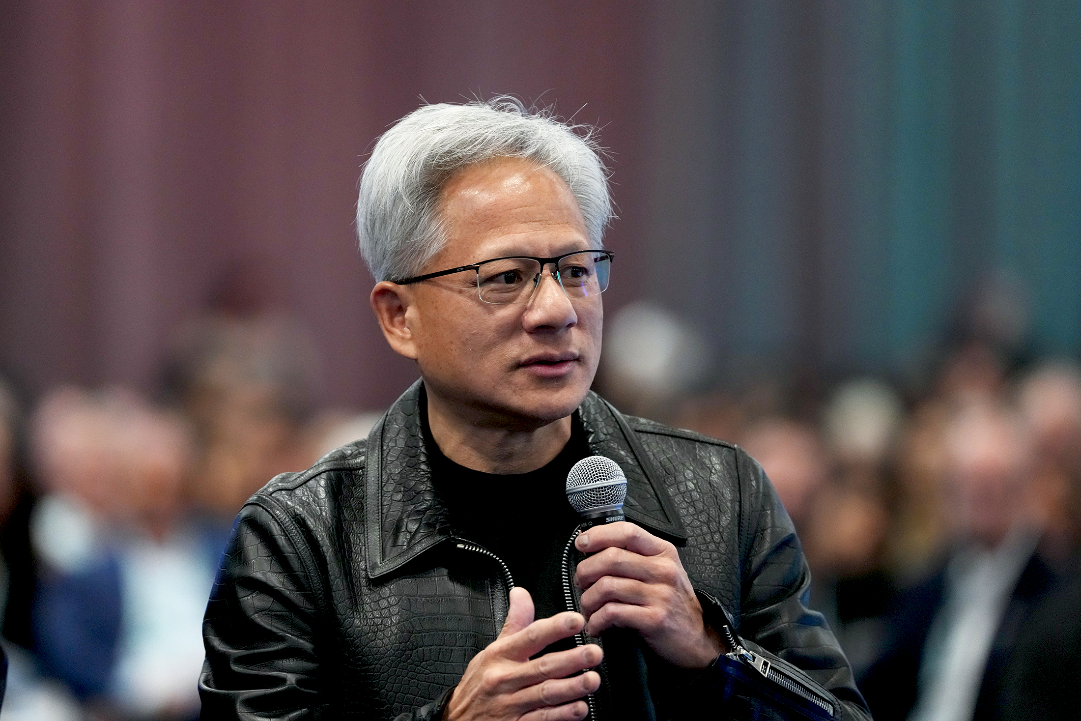 Nvidias Jensen Huang weist KI-Aussterbenssorgen zurück