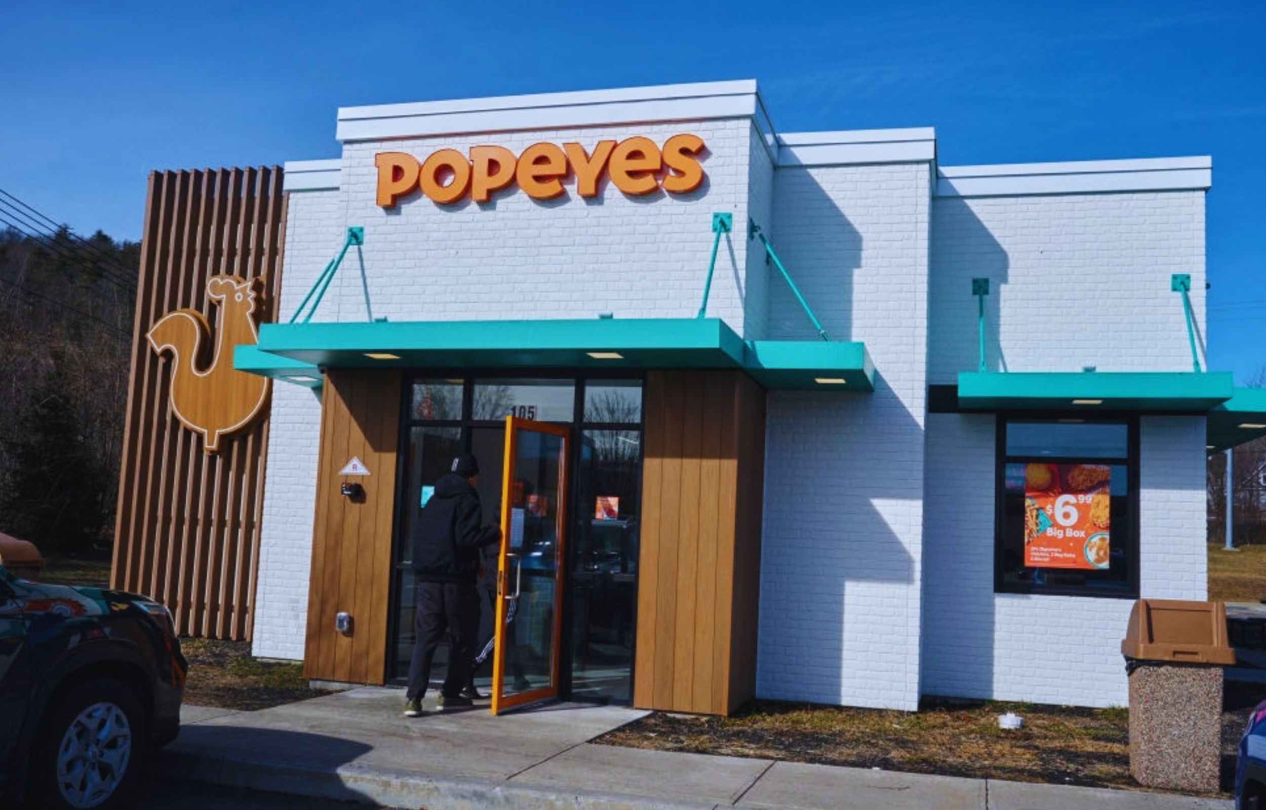 Diners Are Back in Restaurants, but Popeyes and Buffalo Wild Wings Still Want a Spot in Your Pantry