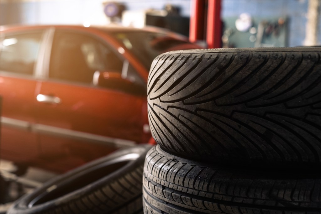 This Tire-Changing Robot Can Change 4 Tires in Under 15 Minutes This Tire-Changing Robot Can Change 4 Tires in Under 15 Minutes