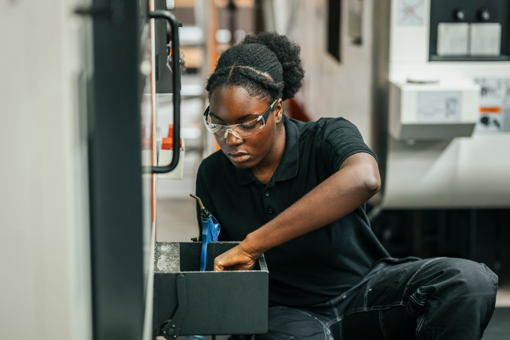 Google’s New Initiative Aims to Match 25,000 Veterans With These In-Demand Jobs