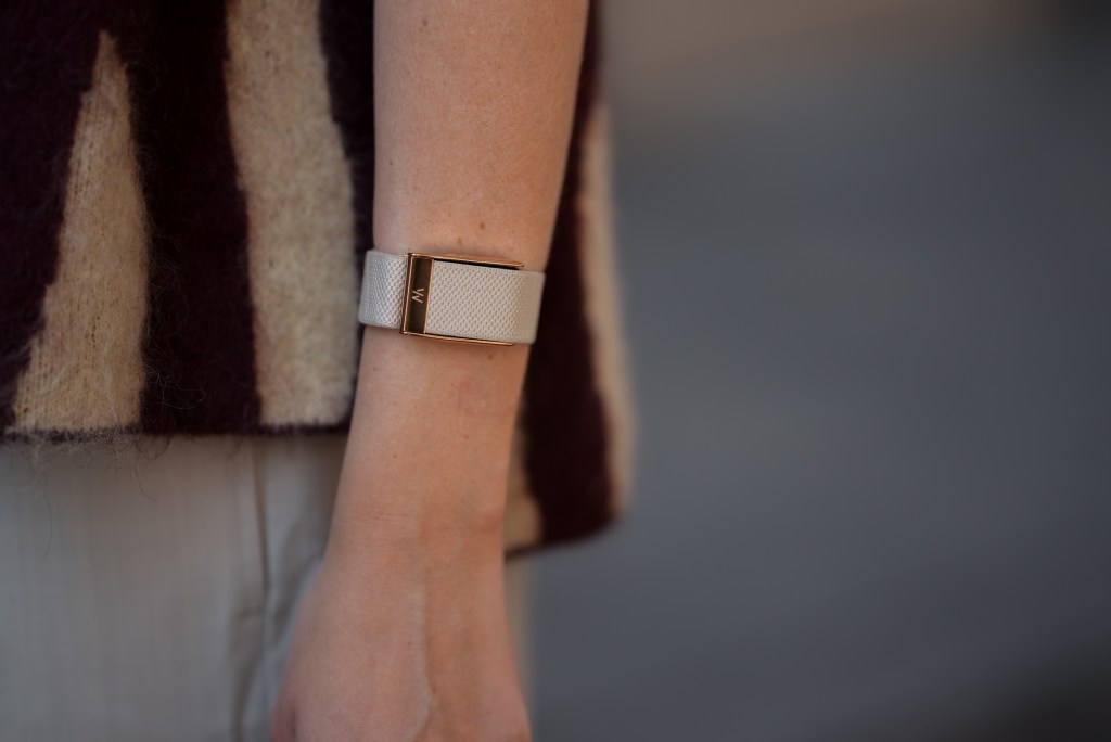 Oura and Whoop Dominate Screenless Wearables. Now Apple Is Reportedly Planning to Challenge Them.