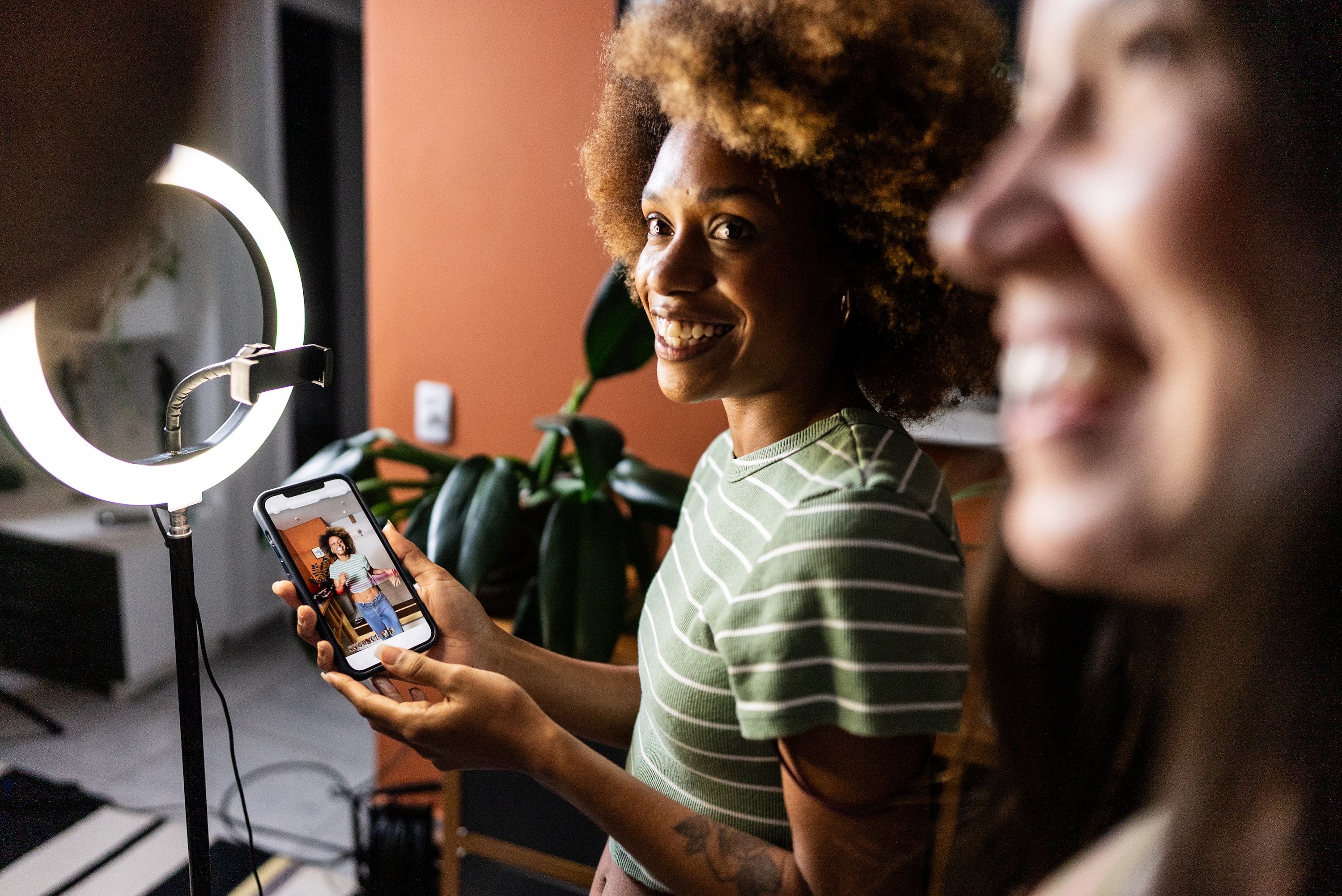 This Income Bracket Is More Likely to Trust Influencers — And Want Their Jobs